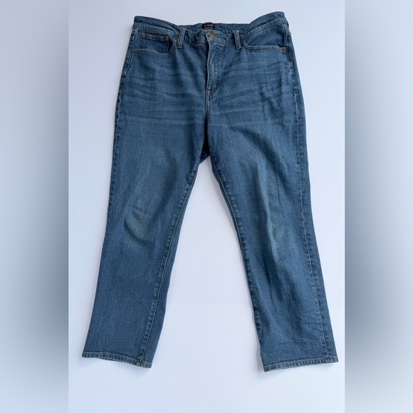 J. Crew Denim - Woman’s J. Crew Brand Cropped Jeans Size 32​